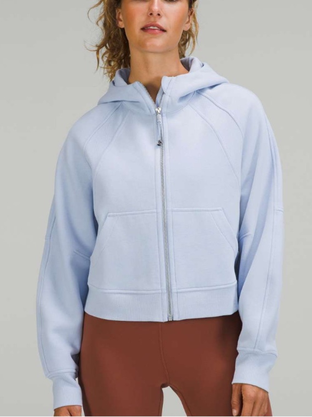 Lululemon Scuba Oversized Full Zip
M/L Blue Linen